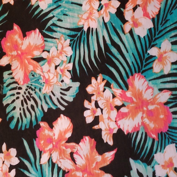 PINK Victoria's Secret Racerback Tank - Picture 4 of 6